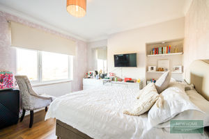 Photo 1- click for photo gallery